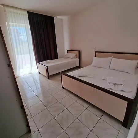 Cozy Sarand דירה *