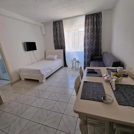 Cozy Sarand דירה סרנדה